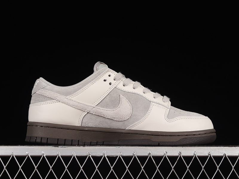 NikeSB Dunk Low - Ironstone