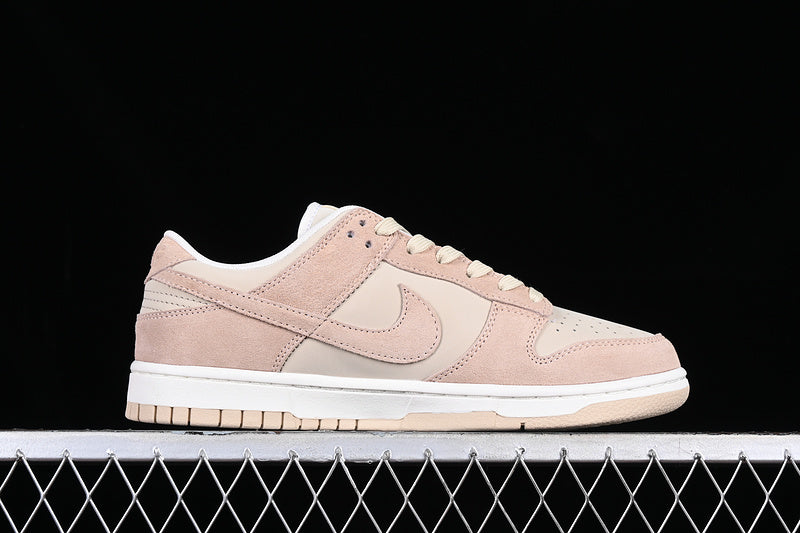 NikeWMNS SB Dunk Low - Sanddrift