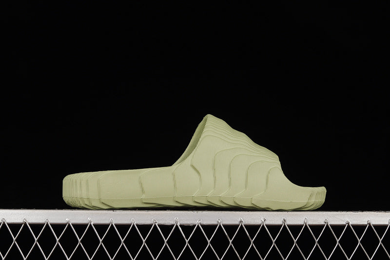adidasUnisex Adilette 22 - Magic Lime Slides