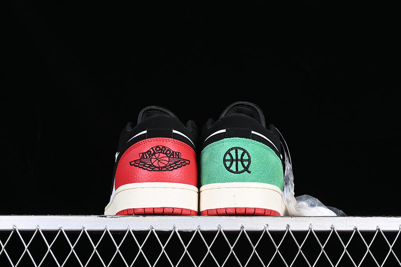 Air Jordan 1 Low - Quai 54