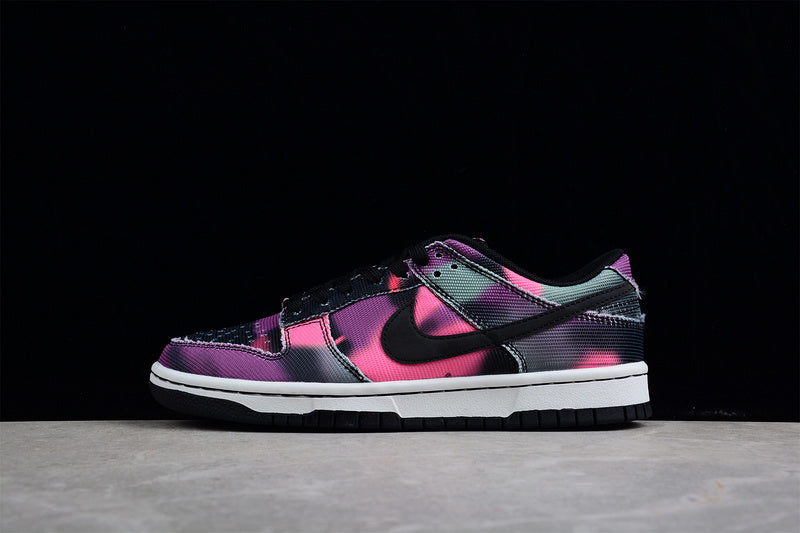 NikeMens Sb dunk low - Graffiti