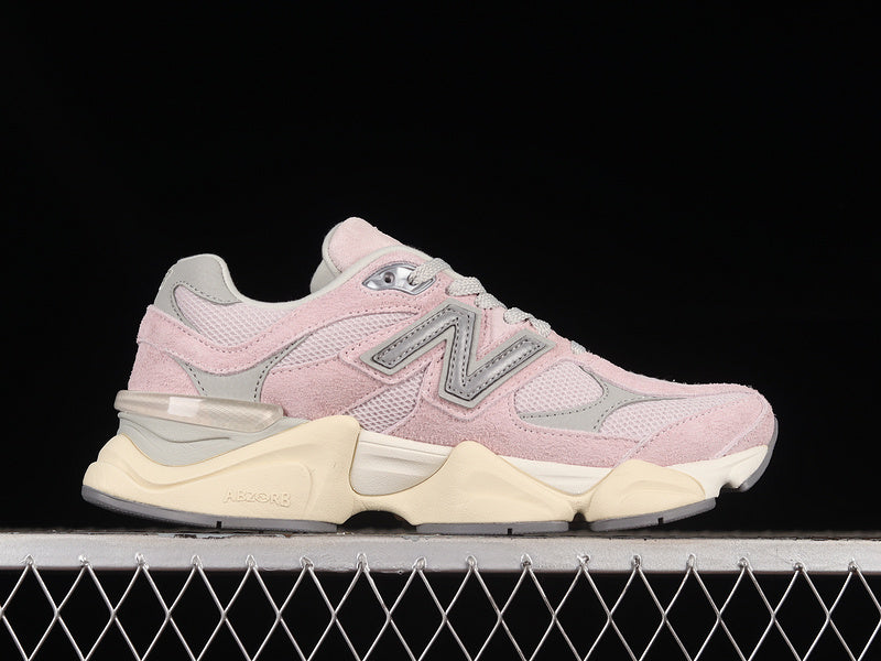 New Balance 9060 - Pink