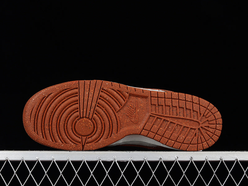 NikeSB Dunk Low - Sun Club