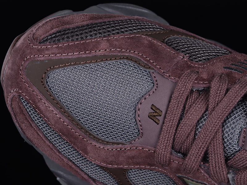 New Balance 9060 - TRUFFLE