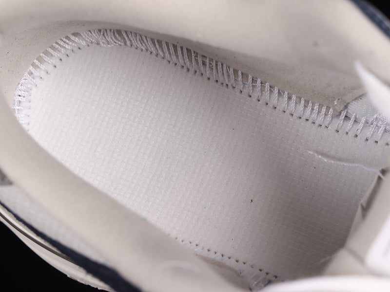 New Balance 9060 - Natural indigo