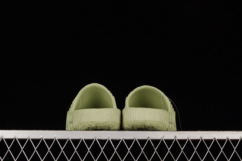 adidasUnisex Adilette 22 - Magic Lime Slides