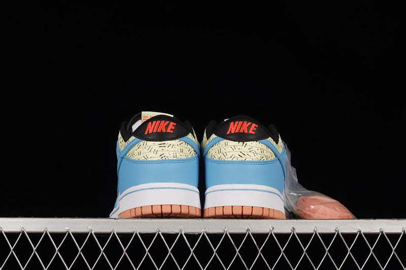 NikeMens Dunk x Kyrie Irving Low - Baltic Blue