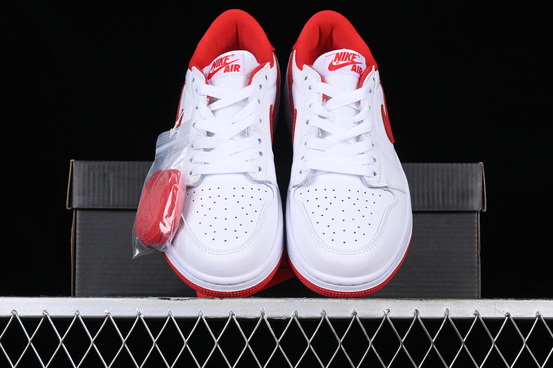 NikeMens Air Jordan 1 AJ1 Low - University Red