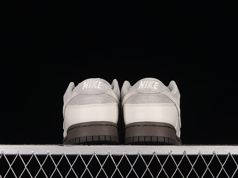 NikeSB Dunk Low - Ironstone