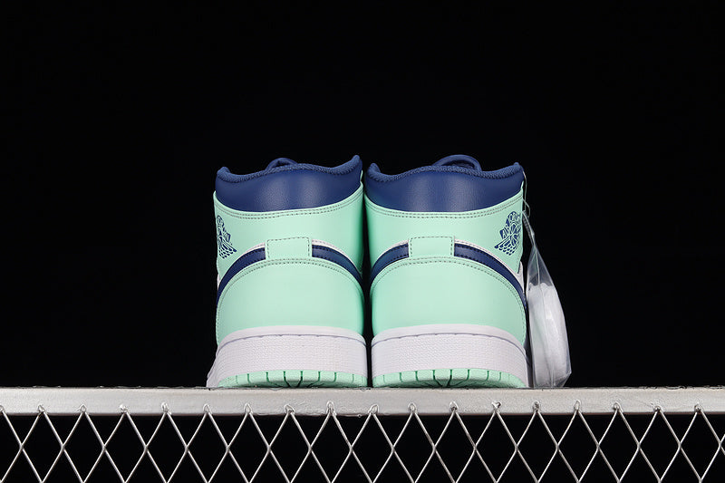 Air Jordan 1 AJ1 Mid - Mystic Navy