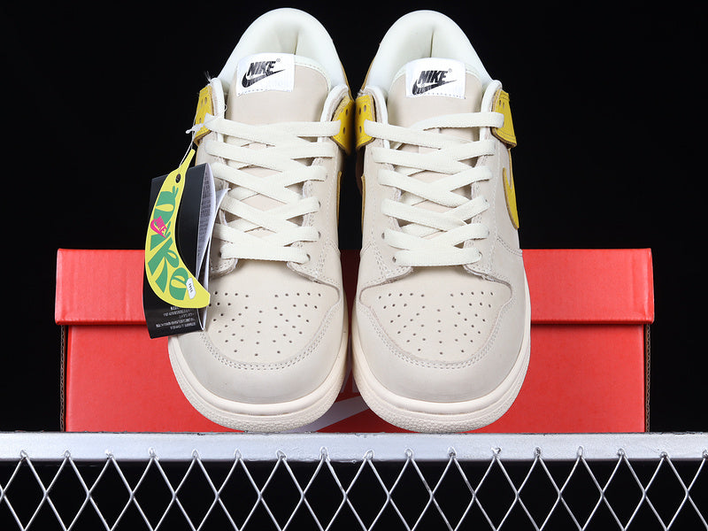 NikeUnisex Dunk Low - Banana