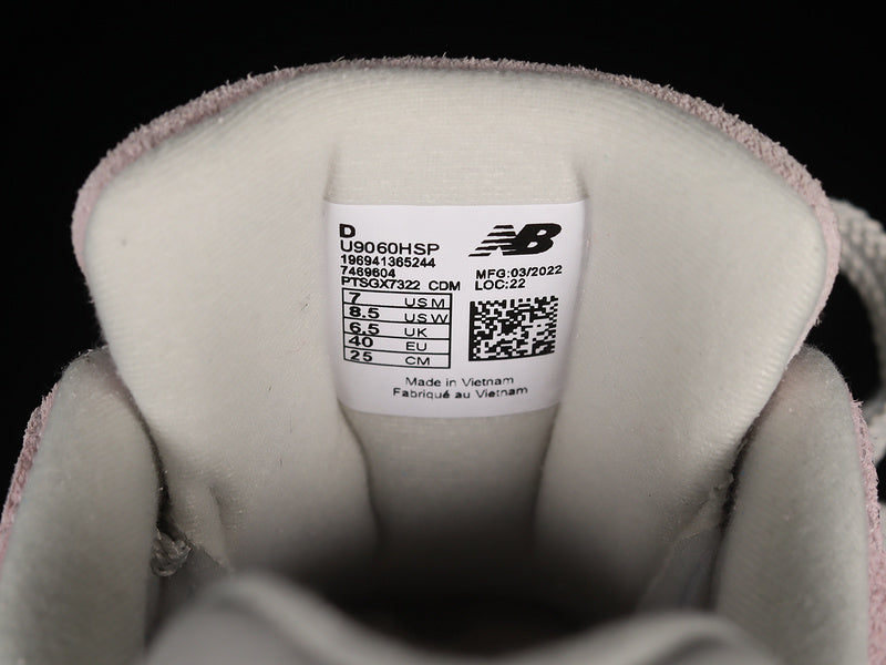 New Balance 9060 - Pink