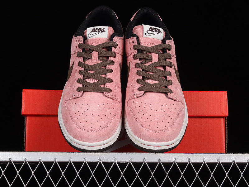 NikeUnisex SB Dunk Low - Pink/Brown
