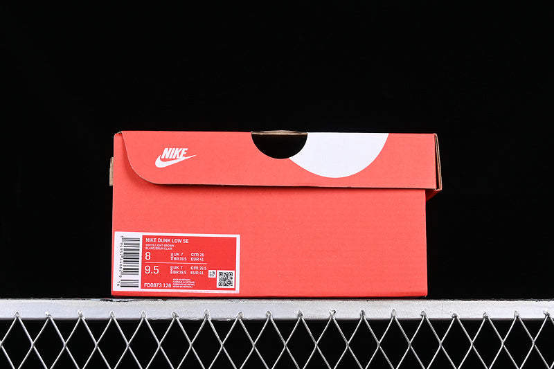NikeWMNS SB Dunk Low - Sanddrift