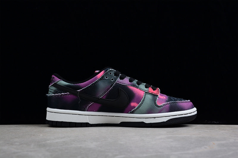 NikeMens Sb dunk low - Graffiti