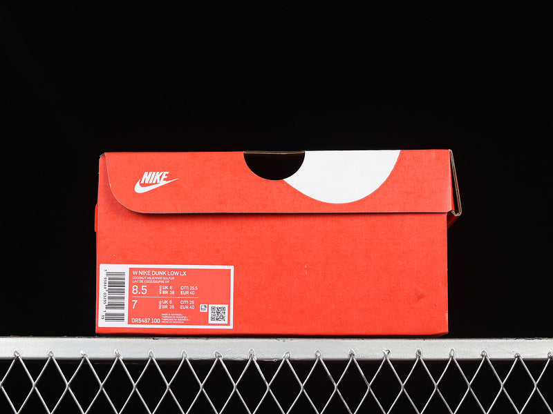 NikeUnisex Dunk Low - Banana