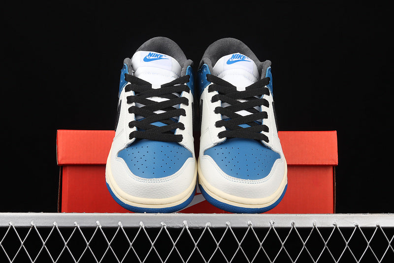 NikeSB Dunk Low - White/Blue