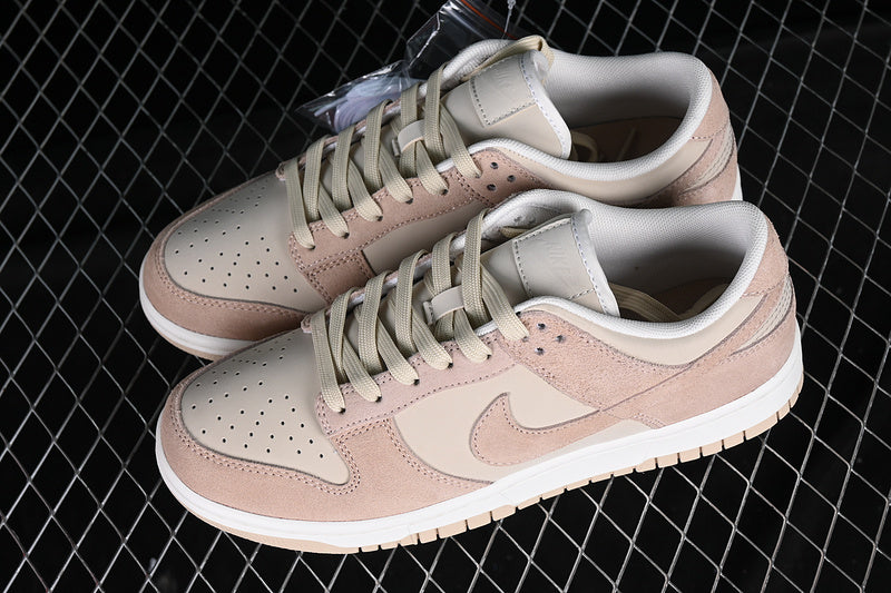 NikeWMNS SB Dunk Low - Sanddrift