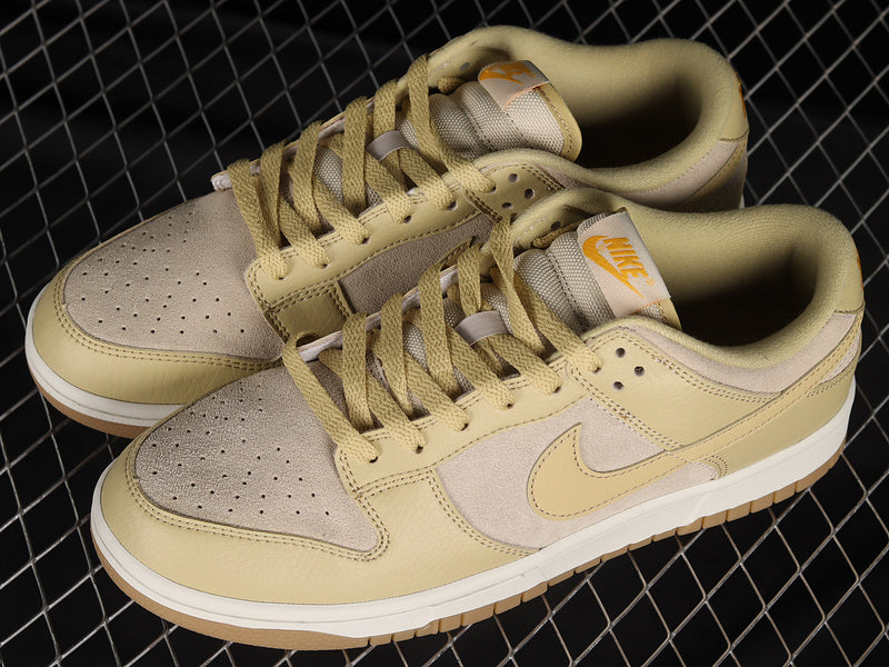 NikeMens SB Dunk Low - SAND DRIFT