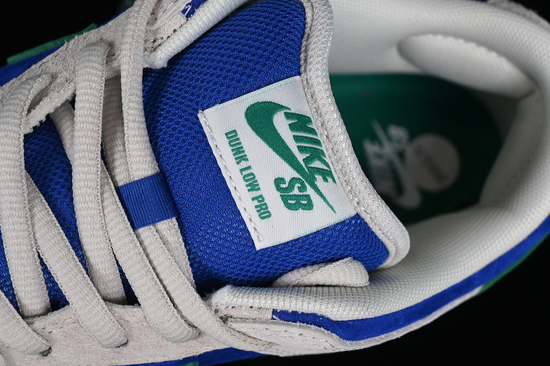 NikeUnisex SB Dunk Low - Hyper Royal/Malachite