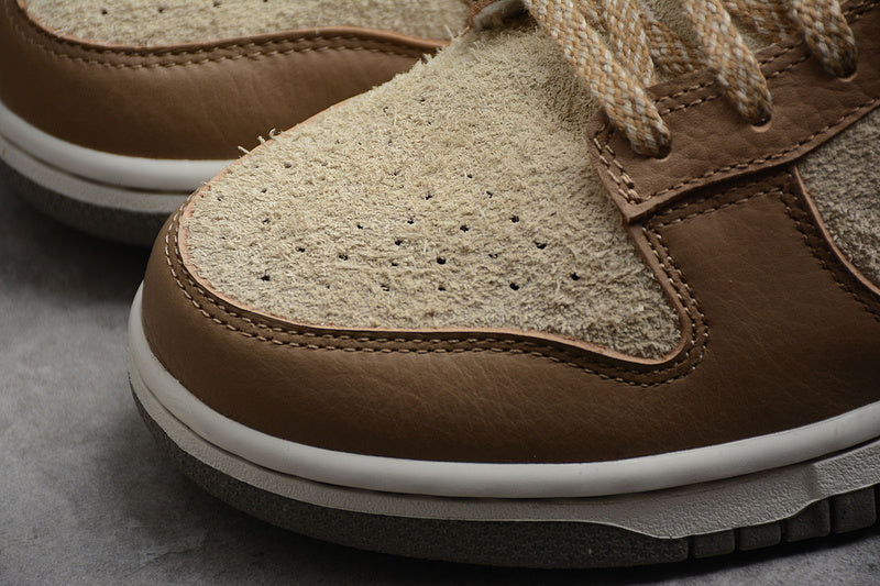 NikeUnisex SB Dunk Low - Driftwood