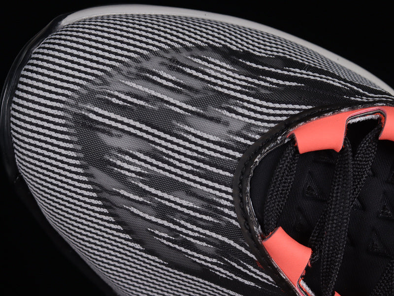 NikeUnisex Air Zoom GT Cut 2 - Bred