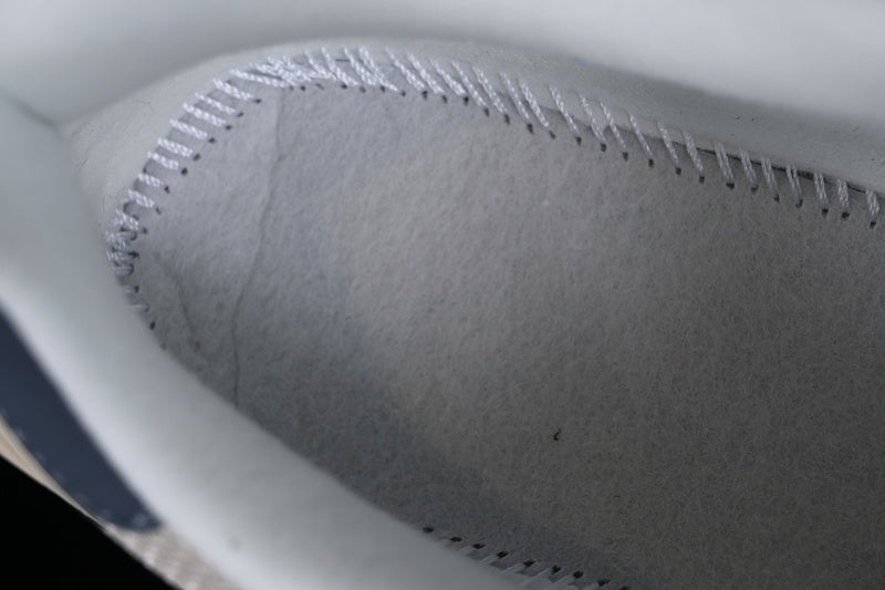 New Balance 9060 - Moonrock Linen