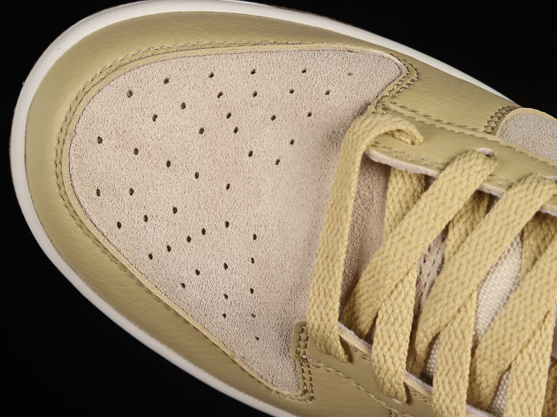 NikeMens SB Dunk Low - SAND DRIFT