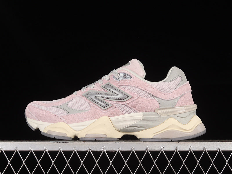 New Balance 9060 - Pink