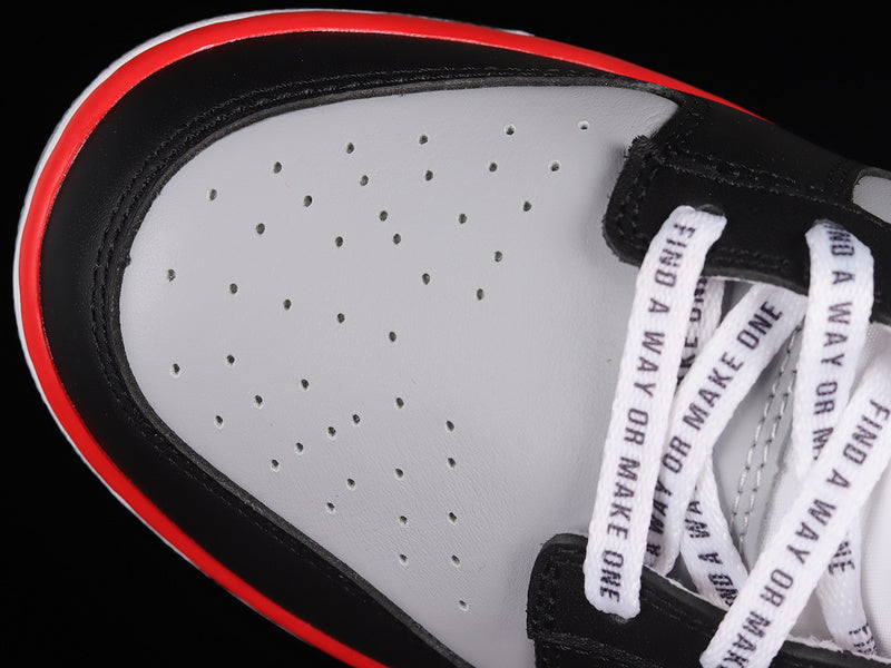 NikeUnisex Dunk x Clark Atlanta University - Black/Red