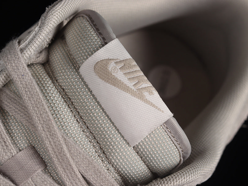 NikeSB Dunk Low - Ironstone