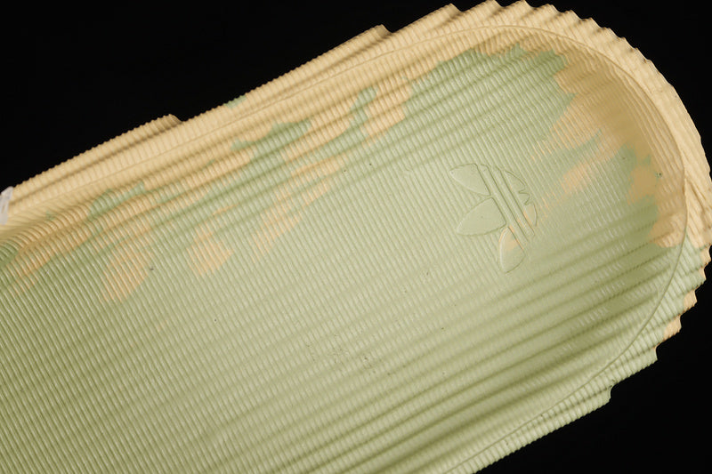 adidasMens Adilette 22 - Sand/Lime Slides
