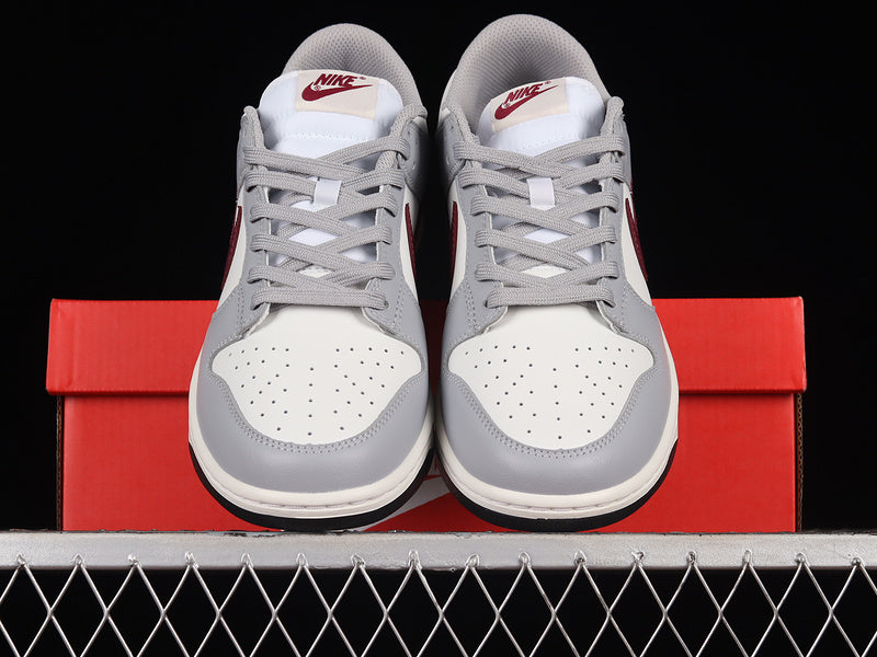 NikeSB Dunk Low - Red Wood