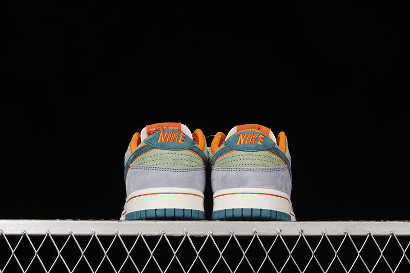 Otomo Katsuhiro x NikeSB Dunk Low - GREEN/ORANGE