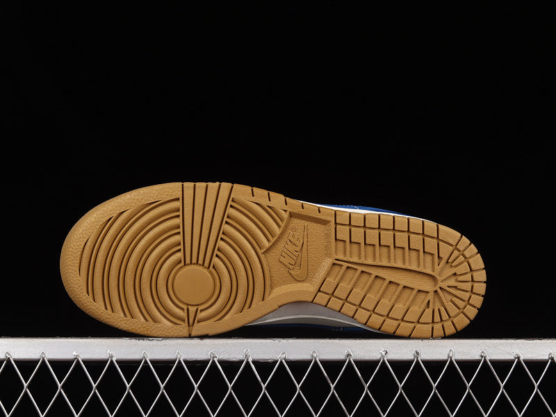 NikeSB Dunk Low Kansas - City Royal