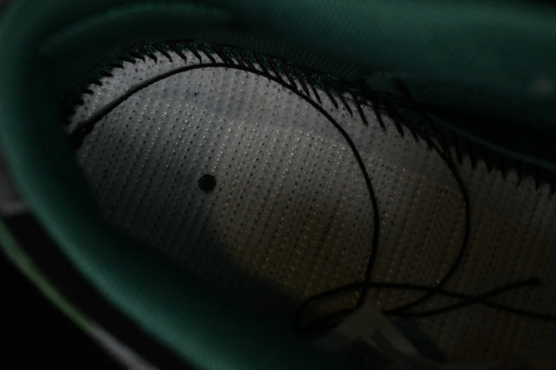 NikeUnisex SB Dunk Low x There SkateBoards - Gorge Green