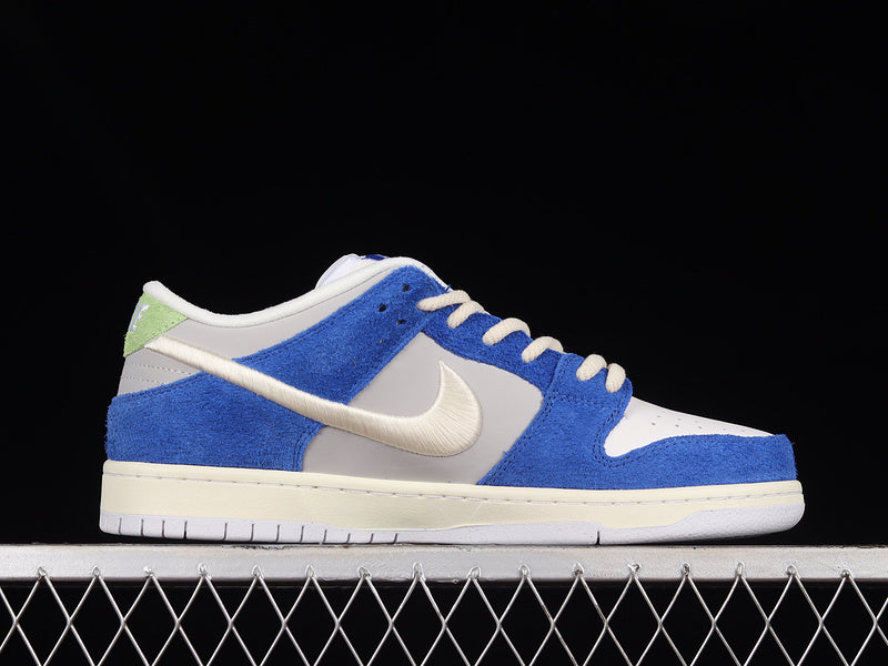 Fly Streetwear x NikeSB Dunk Low Pro - Gardenia