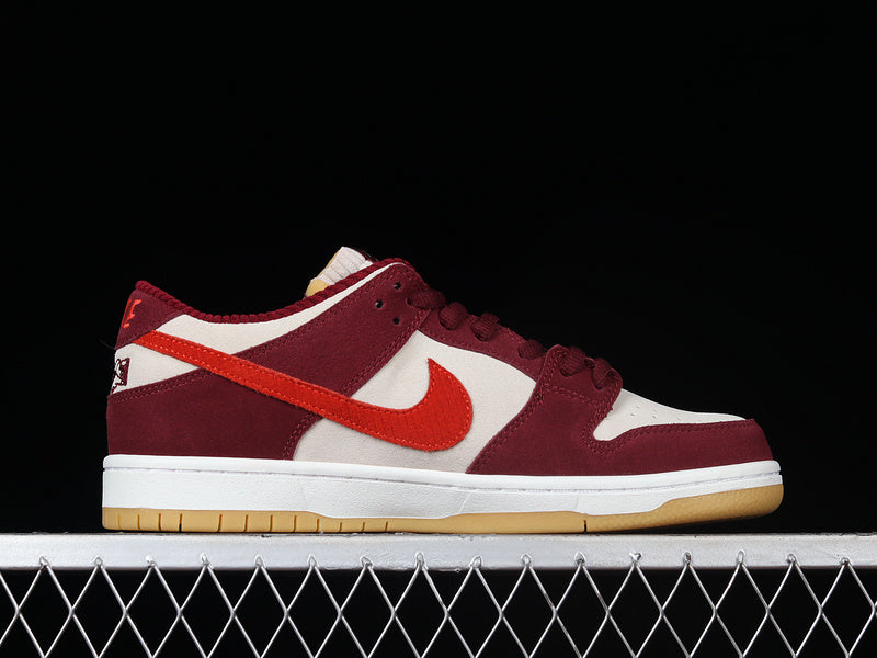 NikeMens Dunk Low - Skate Like A Girl
