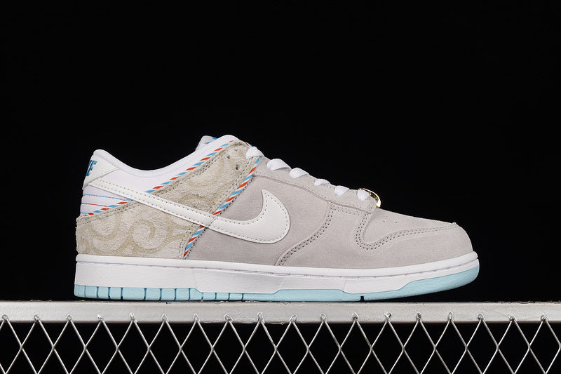 NikeSB Dunk Low Retro Barber Shop - Light Grey