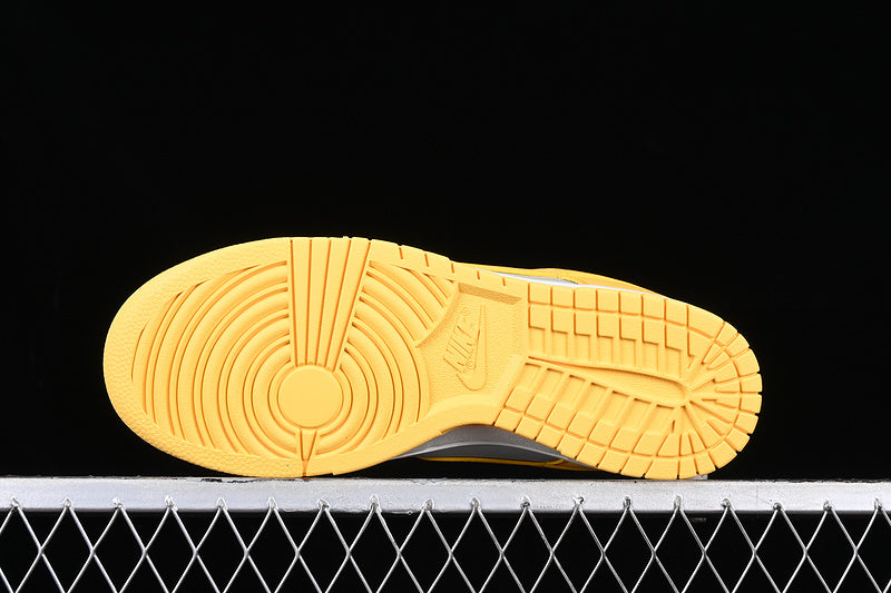 NikeUnisex Dunk Low - Citron Pulse