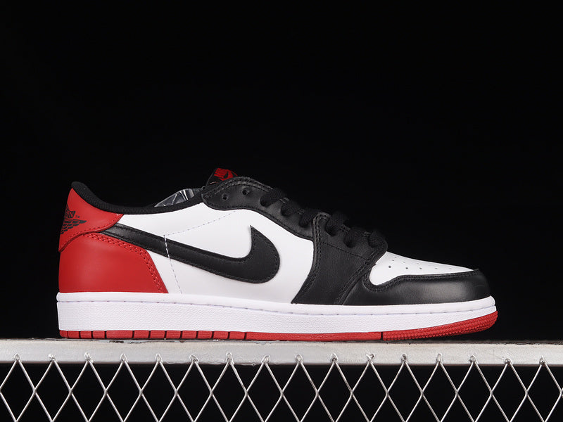 Air Jordan 1 AJ1 Retro Low - Black Toe