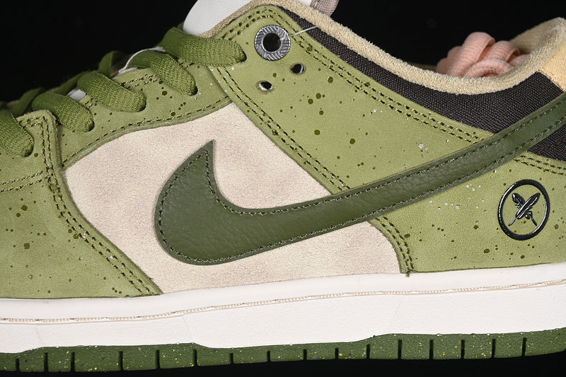 Yuto Horigome x NikeUnisex SB Dunk Low - Asparagus