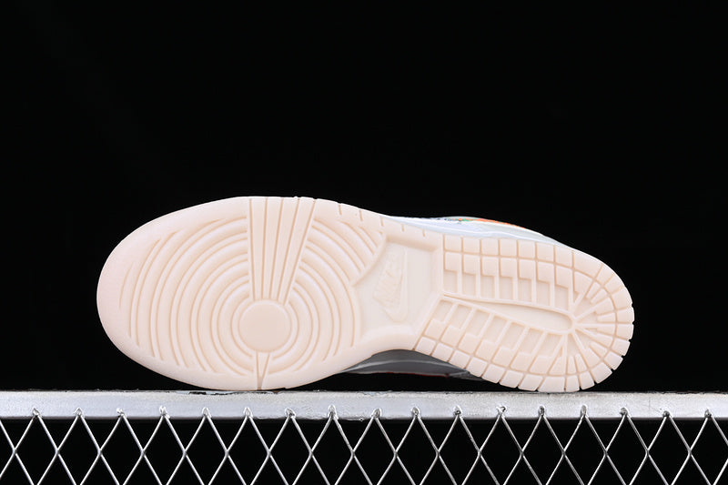 NikeMens SB Dunk Low - Paisley