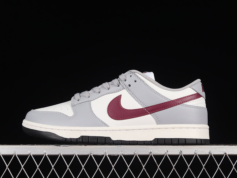 NikeSB Dunk Low - Red Wood