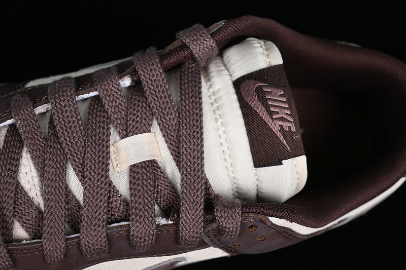 NikeMens SB Dunk Low - Plum Eclipse