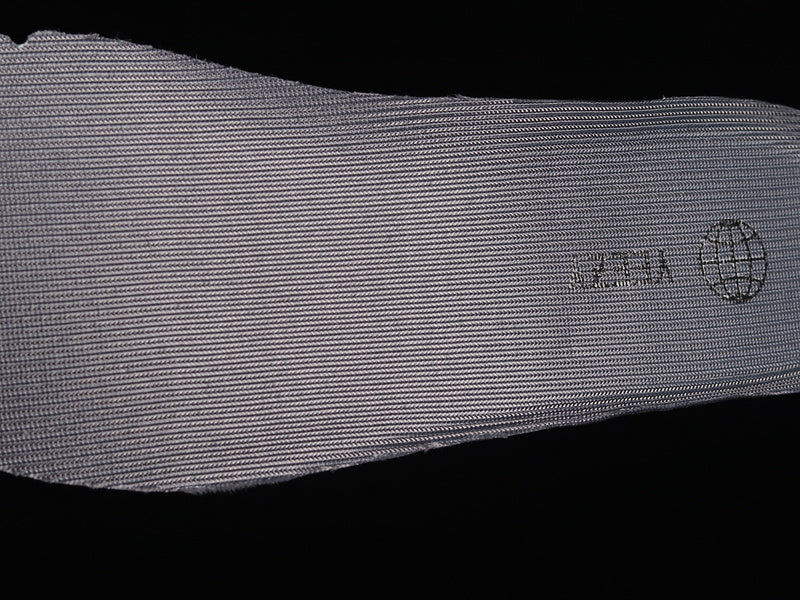 adidasUnisex Yeezy Boost 350 - Dark Salt