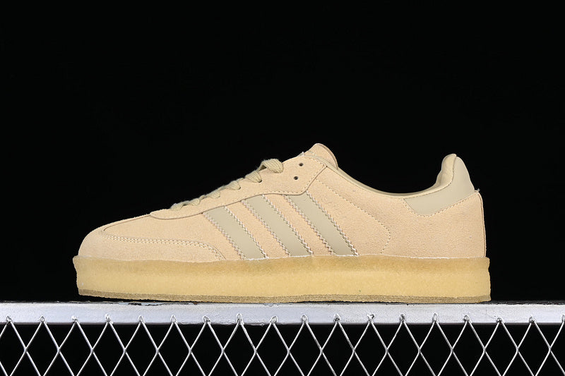 Ronnie Fieg x Clarks x adidasMens 8th Street Samba - Savannah