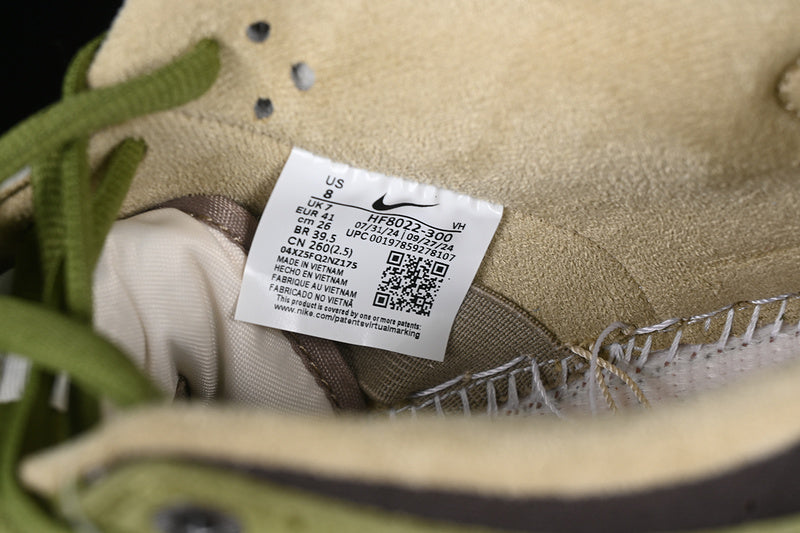 Yuto Horigome x NikeUnisex SB Dunk Low - Asparagus