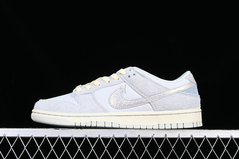 NikeMens Dunk Low - Gone Fishing