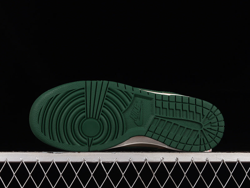 NikeMens Dunk Low Rattan - Brown/Canyon